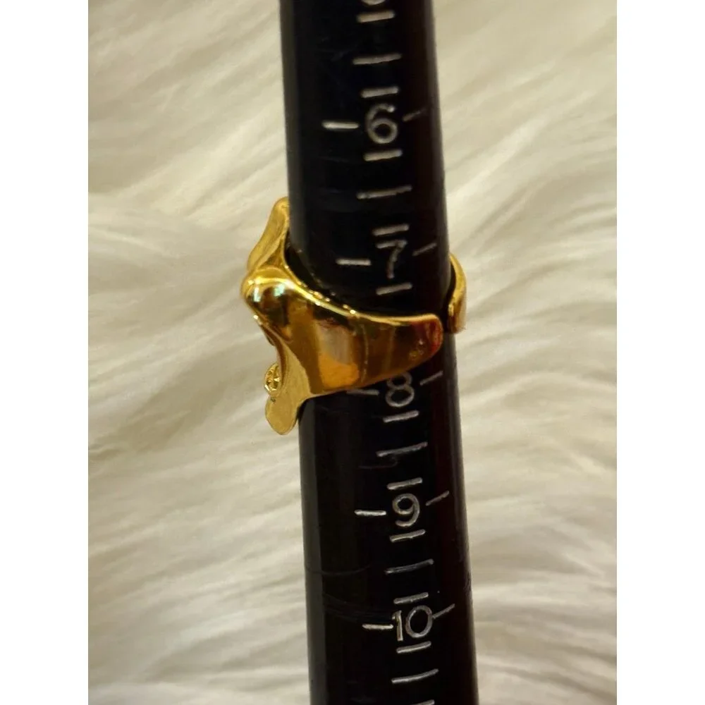 Good Open‎ Back Mask Fang Ring